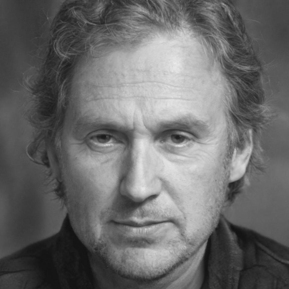 Carlos Mendoza, Director de Programa